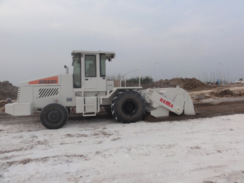 WB25D，長(zhǎng)豐下塘工業(yè)園灰土拌和
