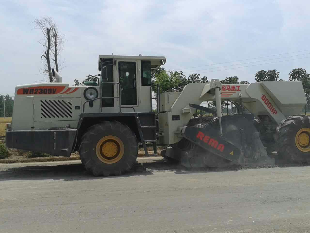 WR2300V，淮陽省道冷再生