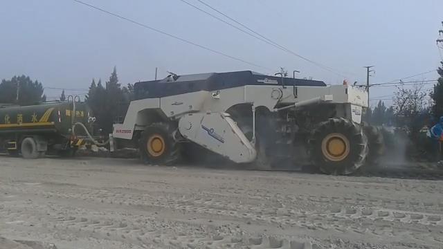 RZ2300B，安陽水穩(wěn)冷再生